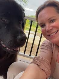 Renee Cawley's Instagram, Twitter & Facebook