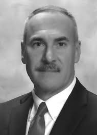 CRUsaDeR alUM leaDs oUR floCK