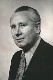 When Mayor Coleman Young to integrated the Detroit Golf Club