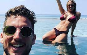 New series of kat kerkhofs posted on 13 june 2020 14 june 2020 by asex2019. Kat Kerkhofs Deelt Erg Genante Foto Van Haar Man Dries Mertens Naar Aanleiding Van Deze Speciale Gelegenheid Showbizz 24