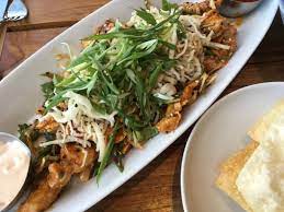 Complete nutrition information for chicken lettuce wraps from starbucks including calories, weight watchers points, ingredients and allergens. Szechuan Chicken Lettuce Wraps Cactus Club
