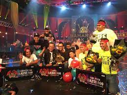 Puteh berjaya memberikan persembahan mantap pada pusingan pertama bertemakan bebas dengan memperolehi '5 ha' daripada najip ali. Tahniah Shiro Diumum Juara Maharaja Lawak 2018 Bawa Pulang Rm500 000 Media Hiburan