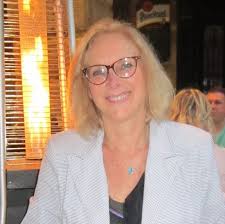 Katherine Petit's Instagram, Twitter & Facebook