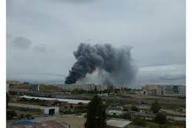 El incendio del algarve, «dominado» ocho días después. Controlado Incendio Em Armazem Perto Do Aeroporto De Lisboa Portugal Sabado