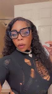 Ebony Winn's Instagram, Twitter & Facebook