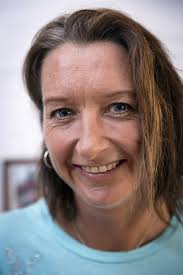 Aussie legend Layne Beachley in Canberra next week to pack hampers at GG's  Flowers