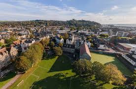 It also marked the start of watling street, a major roman road. Dover College Private School Dover Kent 4 705 Photos Facebook