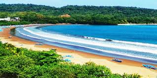Di samping itu aku sudah merasa dekat dengan pak marsan yang selama ini selalu bersikap sopan padaku. Kisah Misteri Pantai Pangandaran Yang Konon Jadi Tempat Singgah Ratu Pantai Selatan
