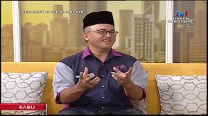 Arti dari peribahasa jikalau ular menyusur akar, tiada hilang bisanya adalah orang besar jika merendah diri tidak akan jatuh martabat yang dimilikinya. Download Ular Menyusur Akar Takkan Hilang Bisanya Mp3 Mp4 3gp Flv Download Lagu Mp3 Gratis