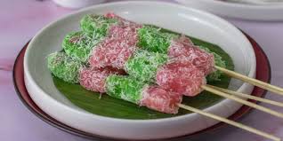 Jadi tunggu dingin dlu baru bs di potong. Resep Ongol Ongol Singkong Kue Tradisional Bertabur Kelapa Parut