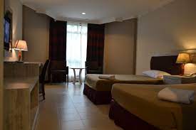 Located 15km north of kuantan or only 15 minutes drive from kuantan town. De Rhu Beach Resort In Kuantan Room Deals Photos Reviews