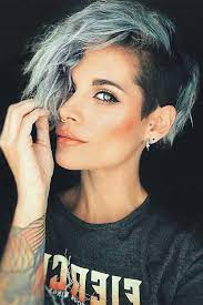 You must be ready to the fact that this haircut is perhaps one of the chicest short hairstyles for women. Hair In Black Grey And Green Short Haircuts For Women Grey T Shirt Black Background Undercut Long Hair Short Hair Undercut Undercut Hairstyles