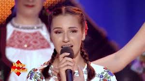 A doua parte din finala sezonului 4 vedeta populară, difuzată pe 29 decembrie la #tvr1. CÄtÄlina Rotaru Este CastigÄtoarea Vedeta PopularÄ Momentul EmoÅ£ionant In Care TanÄra Isi CheamÄ AcasÄ Mama PlecatÄ In Italia Video