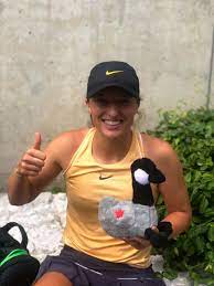 Walka odbędzie się w środę. Iga Swiatek On Twitter Thank You For The Support And For This Cute Gift Rogerscup Rc19