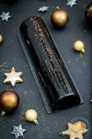 Buche Chocolat Riz Souffle Et Praline De Sesame Noir Et De Pignons De Pin Sans Gluten Buche De Noel Sans Gluten Buche De Noel Dessert Nouvel An