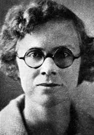 Our final #WomensHistoryMonth profile is here! Meet Mary Stewart  Howarth-Hewitt, who was the first woman in Florida to attend law school and  earn a law degree, which she did from Stetson University