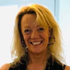 Ellen Fredericks's Instagram, Twitter & Facebook