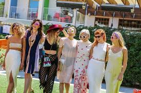 30 Pool Party Outfits From Coachella S Best Bash Pool Party Attire Pool Party Outfits Party Outfit