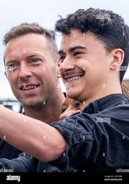 Chris martin coldplay 2021 hi-res stock photography and images