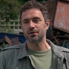 ITV Emmerdale fans 'rumble' newcomer Kev's identity and John will be  speechless