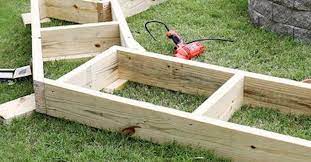 Upgrade your fire pit with this fire pit bench! Curved Bench For Fire Pit Littlethings Littlethings Com
