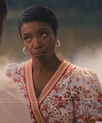 WornOnTV: Helen's white floral contrast wrap dress