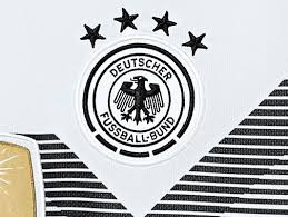 We want to be involved right until the very last game. Das Neue Adidas Deutschland Heim Trikot Fur Die Wm 2018 In Russland Im Jahr 1990 Errang Deutschland Gege Deutschland Trikot Wm 2018 Fussball Nationalmannschaft