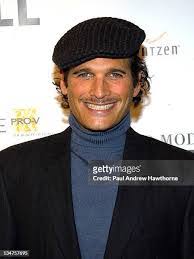 Paul Bloch's Instagram, Twitter & Facebook