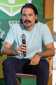 Tim's spouse, linzey rozon was born in quebec, montreal, canada on the 16th of may, 1985. Index Php Tim Rozon Wikipedia