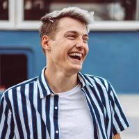 Adam Mach. (@AdamMachyt)