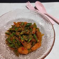 Kamu juga bisa berkreasi sendiri, mengolah dan menambahkan isian atau toping lain ke. Resep Sayur Tahu Kentang Bumbu Kuning Resep Tahu Tempe Goreng Bumbu Kuning Ungkep Sederhana Lifestyle Fimela Com