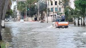 Nuevamente inundación en tramo de avenida Cruz Lizárraga, en Mazatlán, dura varias horas