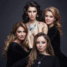 Amadeus For Preciosa By Marooni Liaaram Fason Preciosa Mireladragan Amadeus Quartet Girl Day
