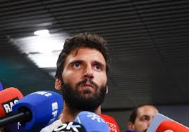 Rafa Borrego, tripulante de la flotilla: «Nos han golpeado, arrastrado por el suelo, vendado los ojos, atado y humillado» | Diario Sur