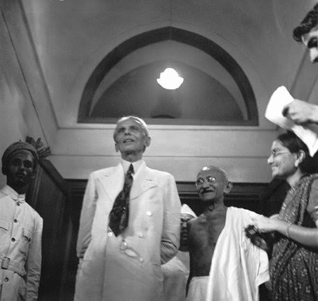 File:Gandhi Jinnah Sept 1944.jpg - Wikimedia Commons