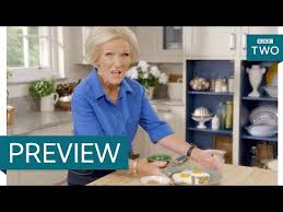 4.7 out of 5 stars 1,117 ratings. Crispy Bacon Rosti With Fried Eggs Mary Berry S Everyday Episode 1 Preview Bbc Two Mary Berry Mary Berry Everyday Crispy Bacon