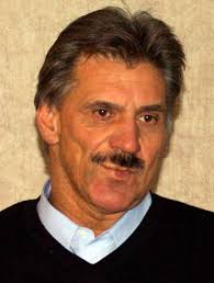 Inside: Richard Harris, Harrison