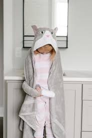 How to make dog towel. Cat Hooded Bath Towel Etsy Hooded Bath Towels Hooded Baby Towel Hooded Towel