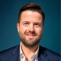 Ryan Ammon's Instagram, Twitter & Facebook