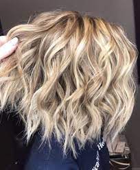 Medium Curls On Short Hair How To Curl Short Hair Medium Hair Styles Hair Styles