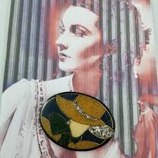 Antique, vintage, designer costume jewelry, fine precious Jewellery.