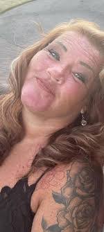 Shannon Dee's Instagram, Twitter & Facebook