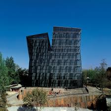 La consejería superior de la universidad católica detalló que el incendio se originó por una falla en el aire. Gallery Of Alejandro Aravena Wins 2016 Pritzker Prize 5