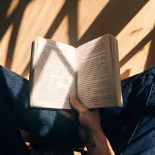 Publish A Book The Most Expensive Book Ever Purchased Was Sold For 30 8 Million It Was Codex Leicester By Leonardo Books Most Expensive Book Book Of Life