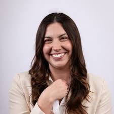 I am delighted to share that I'll be returning to SC Johnson full time as  an Associate in Research, Development, and Engineering after my graduation  in May. I had an enriching internship