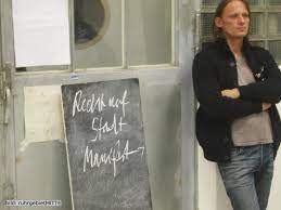 Maybe you would like to learn more about one of these? Witek Danielczok Kopf Des Zeitmaultheater