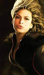 Her name is eva mendes, you may have recently seen her choke the life out of ghost rider. Eva Mendes The Spirit Nycc Poster Superherohype