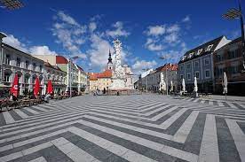 Pölten integrative betriebe gmbh wurde für 2020/2021 erneut als. Datei 13 04 13 St Poelten Pathausplatz 725 Jpg Wikipedia