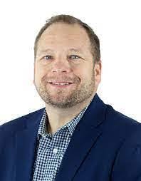 Darryl Creighton's Instagram, Twitter & Facebook