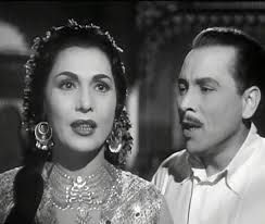 تحية كاريوكا ومحمود اسماعيل في فيلم سمارة 1956 | Egyptian actress, Egyptian  accessories, Aquarius and libra